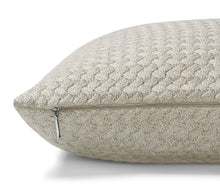 Load image into Gallery viewer, Chunky Knit Decorative Pillow Cover
